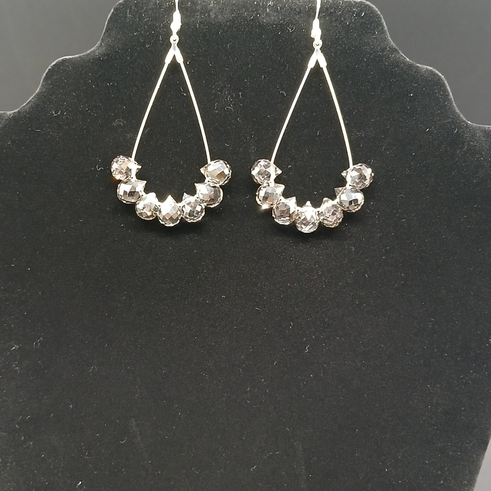 Handmade Silver-tone Teardrop Shaped 8x9mm Crystal Teardrop Accent Earrings​​​